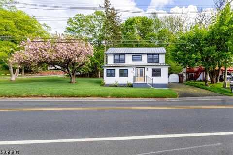 285 E Shore Trl, Sparta, NJ 07871
