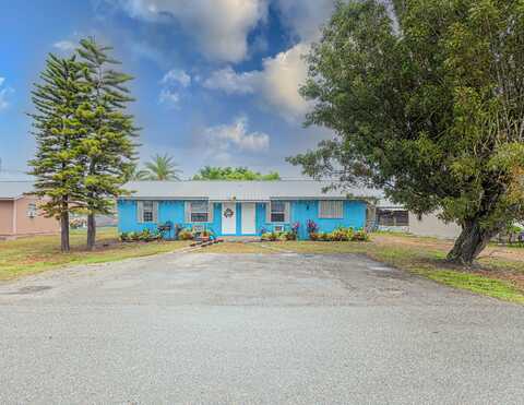 1043 NE 20th Street, Belle Glade, FL 33430