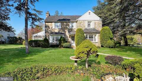 Dale, JENKINTOWN, PA 19046