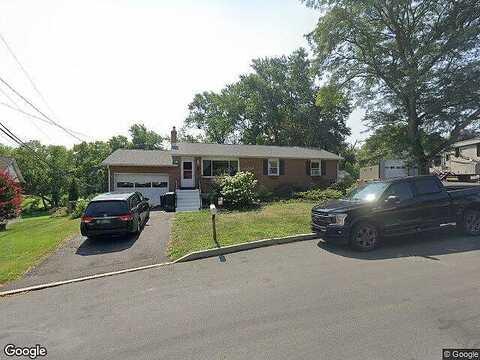 Fairmount, COOPERSBURG, PA 18036