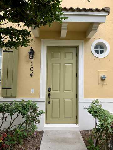 104 Jesup Lane, Jupiter, FL 33458