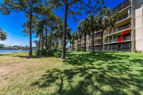 1001 Seafarer Circle, Jupiter, FL 33477