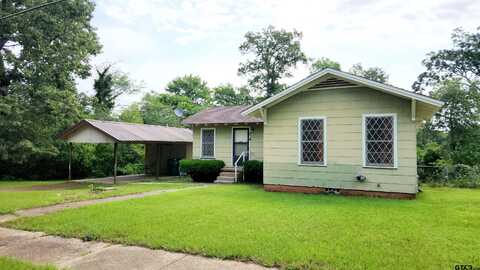 214 Walnut St., Hughes Springs, TX 75656