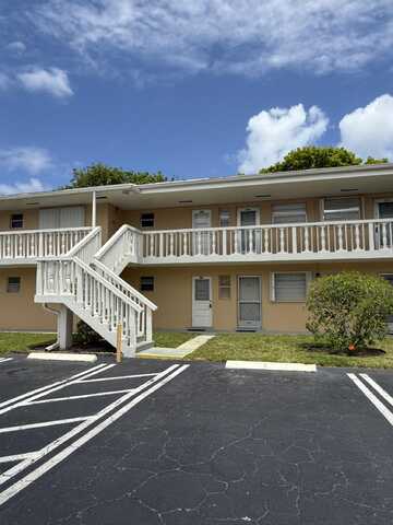 2213 NE Ne 1st Court, Boynton Beach, FL 33435