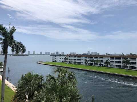 104 Paradise Harbour 415 Boulevard, North Palm Beach, FL 33408