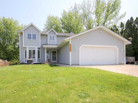Lawndale, MAPLE GROVE, MN 55311