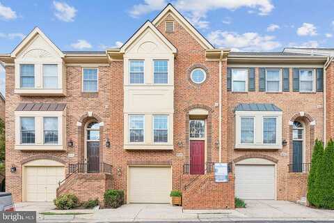 Merry Oaks, VIENNA, VA 22182