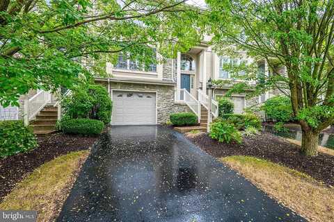 Royal View, LANCASTER, PA 17601