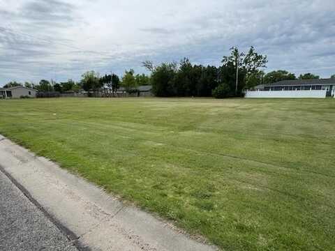 2417 31st St, Great Bend, KS 67530