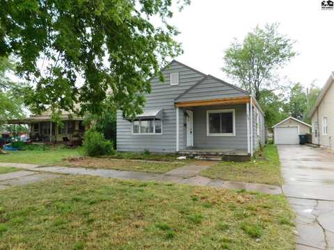 205 N West Ave, Lyons, KS 67554