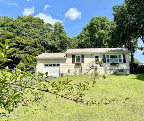 Zimmer, BEACH LAKE, PA 18405