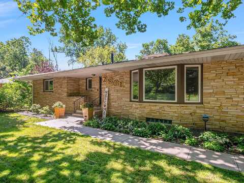 Major, MINNEAPOLIS, MN 55422