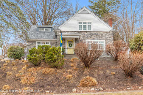 Grove, CLARKS GREEN, PA 18411