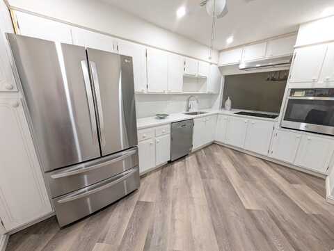 2638 Gately Drive E, West Palm Beach, FL 33415