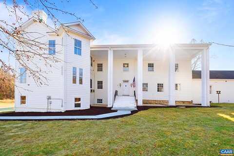 Oak, WAYNESBORO, VA 22980