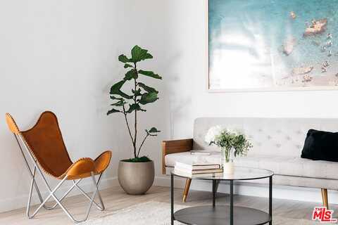 Larrabee St, West Hollywood, CA 90069