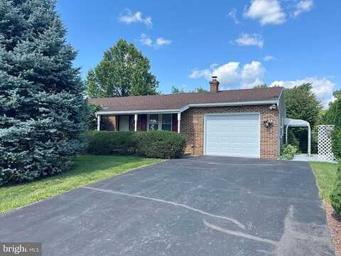 Meadow, LEBANON, PA 17042