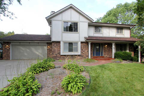 Grandview, GREENDALE, WI 53129