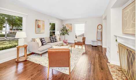 Diversey, MILWAUKEE, WI 53217