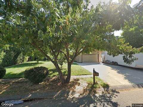 Lindeena, REDDING, CA 96002