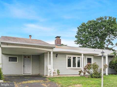 Farmbrook, LEVITTOWN, PA 19055