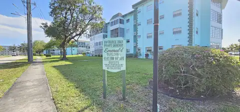 4141 NW 44th Avenue, Lauderdale Lakes, FL 33319
