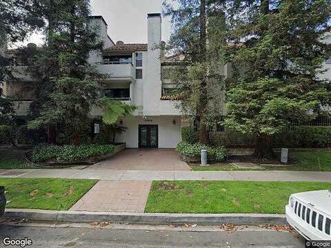 Bluffside Dr, Studio City, CA 91604
