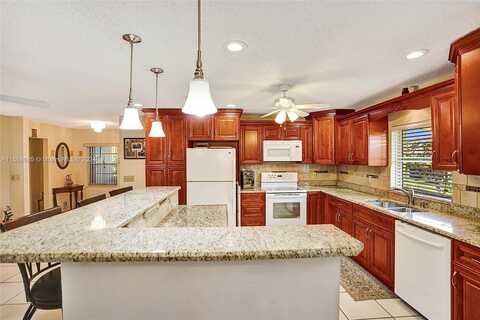 Overland, DELRAY BEACH, FL 33484