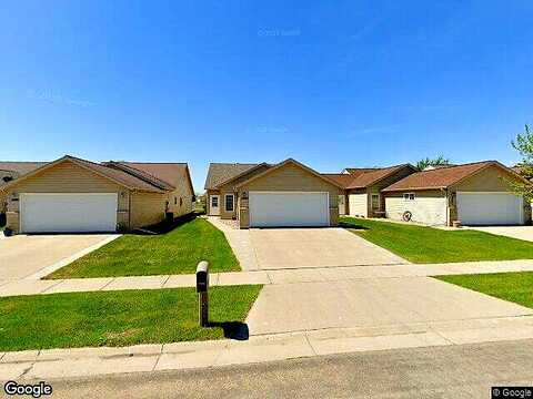 35Th, MOORHEAD, MN 56560