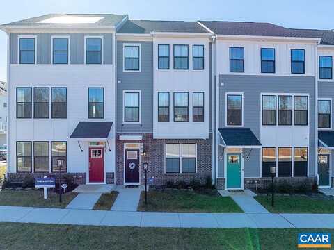 Sweetbay, CHARLOTTESVILLE, VA 22902