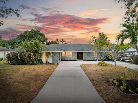 115 NE Caprona Avenue, Port Saint Lucie, FL 34983