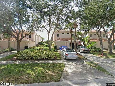 Crestview, NAPLES, FL 34119