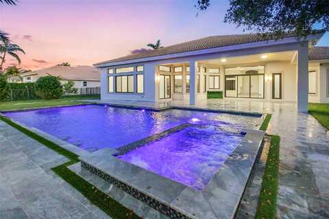 40Th, DAVIE, FL 33331