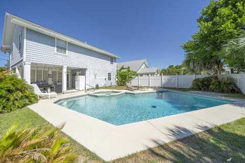 Crane, PANAMA CITY BEACH, FL 32413