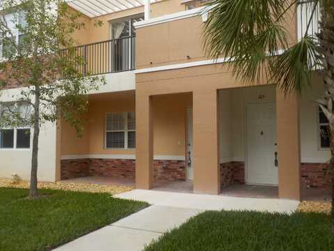 10440 SW Stephanie Way, Port Saint Lucie, FL 34987