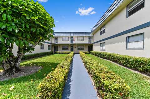 221 Brittany E, Delray Beach, FL 33446