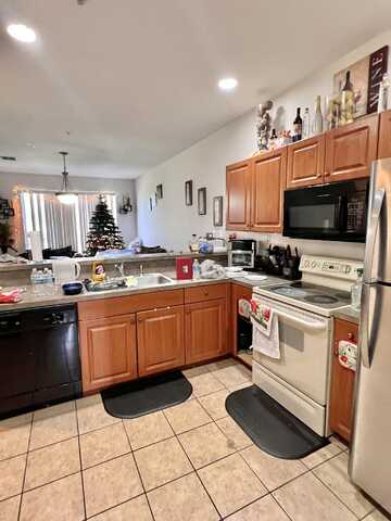 2010 Freeport Lane, Riviera Beach, FL 33404