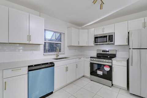 6531 SE Federal Highway, Stuart, FL 34997