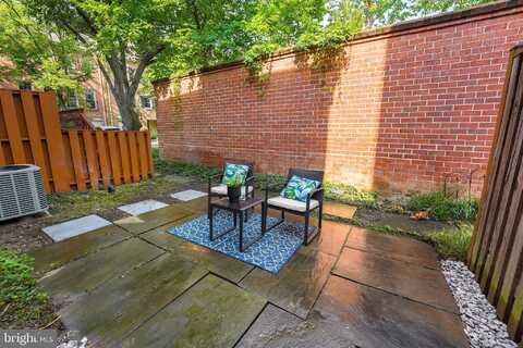 S George Mason Dr, Alexandria, VA 22302