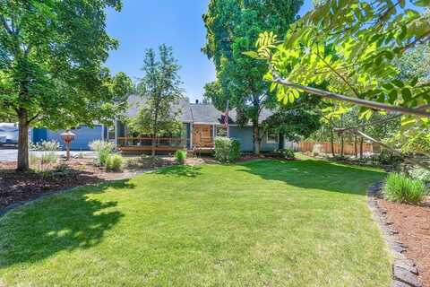 Gardenia, BEND, OR 97702