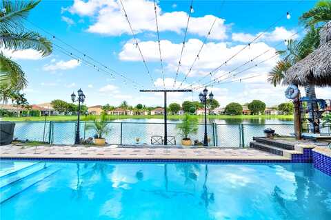 16Th, HOMESTEAD, FL 33035
