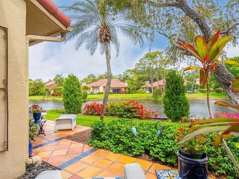 Kestral Park Way S, Sarasota, FL 34231