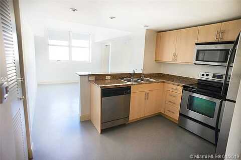 E Flagler St, Miami, FL 33131