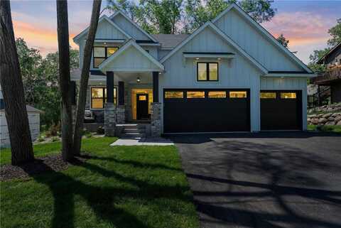 932 Orchard Lane, Roseville, MN 55113