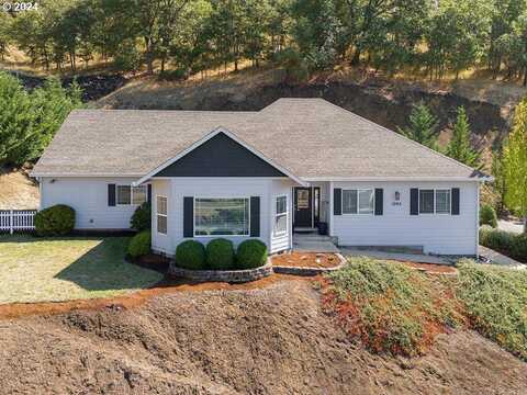 Rocky, ROSEBURG, OR 97470