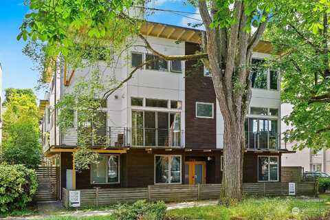 17Th, SEATTLE, WA 98122