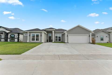 Leos, ROBSTOWN, TX 78380