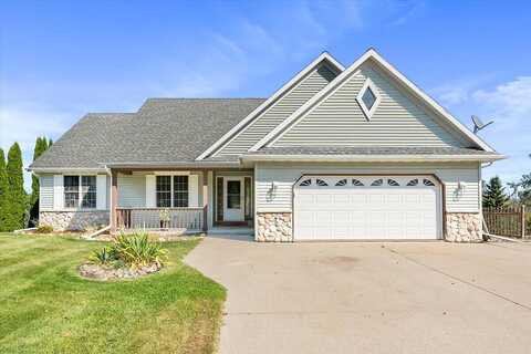 Hazel, SAINT CLOUD, WI 53079