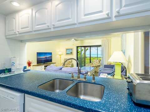 Gulf, SANIBEL, FL 33957