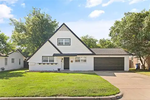 Lena, BURLESON, TX 76028
